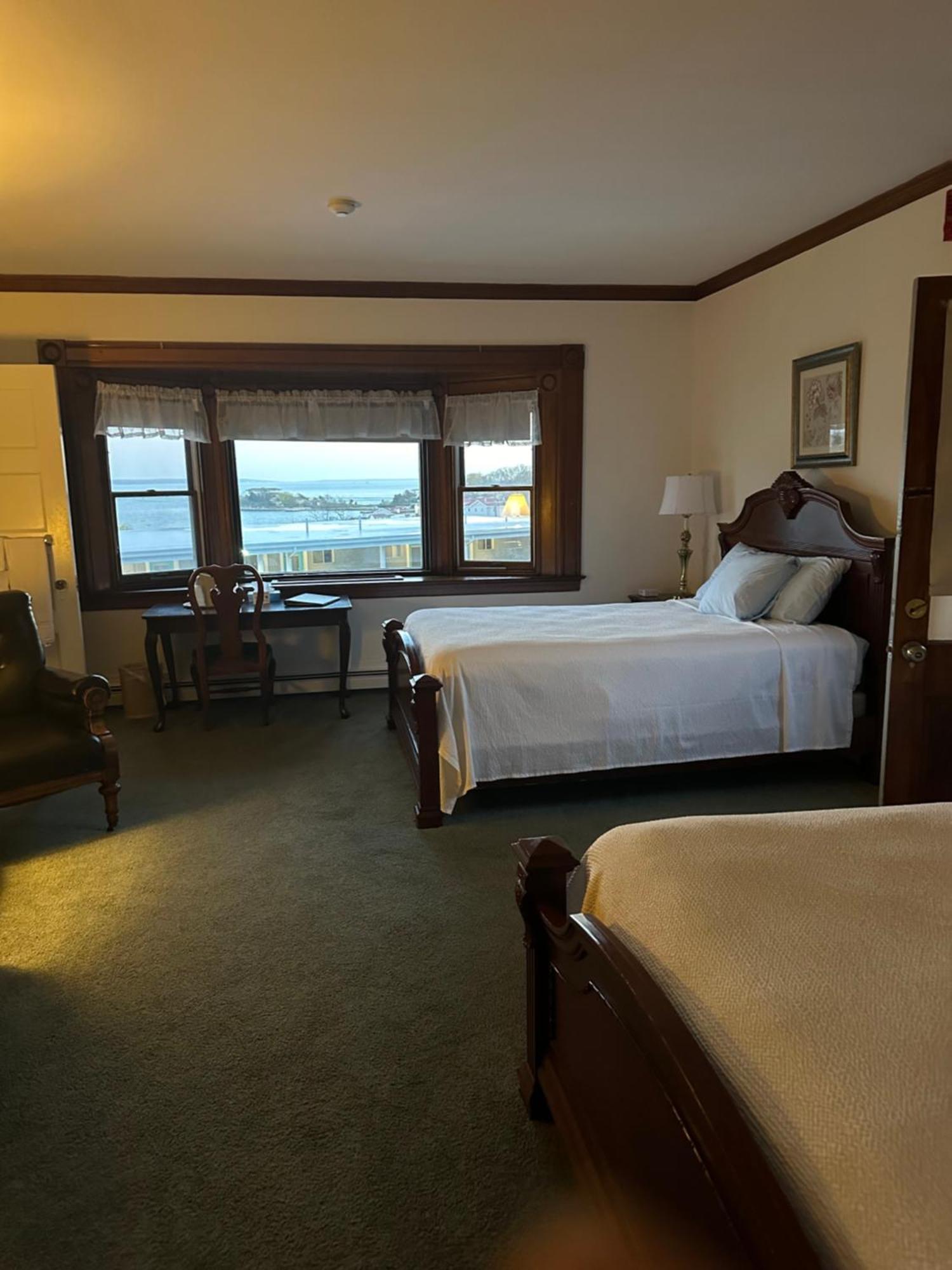 Sands Of Time Motor Inn & Harbor House Woods Hole Exterior foto